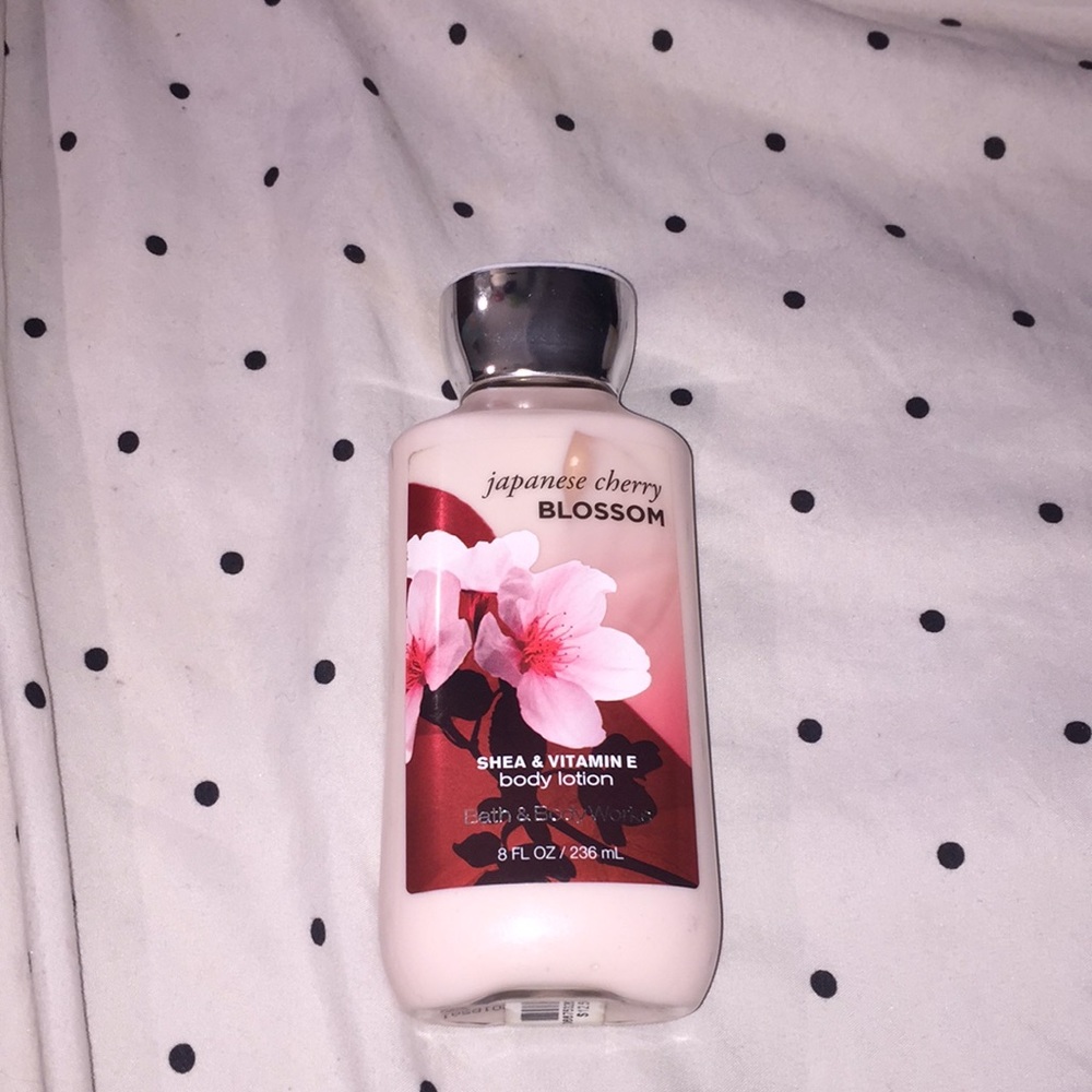 Japanese cherry blossom lotion